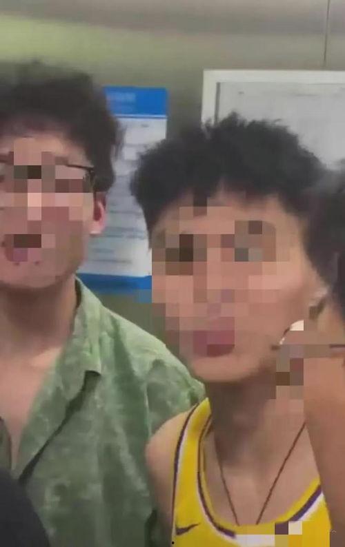 刘大瓜吃牛脚视频,趣味横生美食大作战