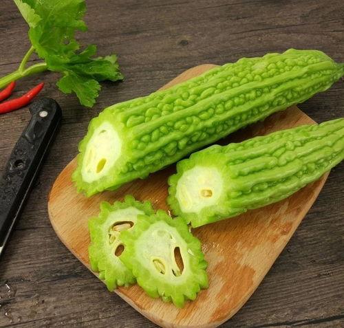 瓜头烂了可以吃吗视频讲解,瓜头烂了还能吃？专家揭秘食品安全真相